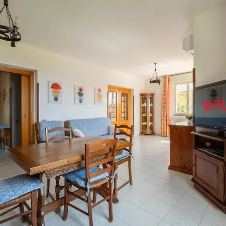 Casa Laura, Country House, *