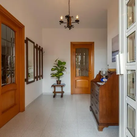 Casa Laura, Country House, *